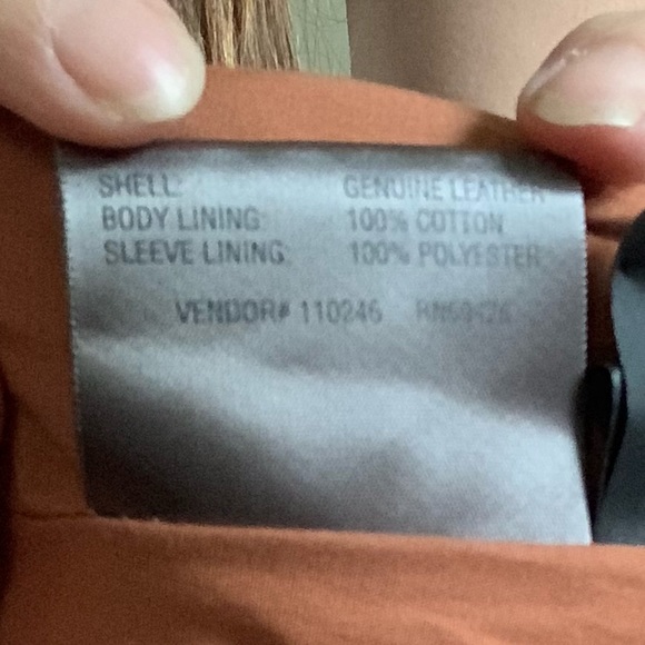 Wilson’s Leather women’s Coat with belt - Picture 11 of 15